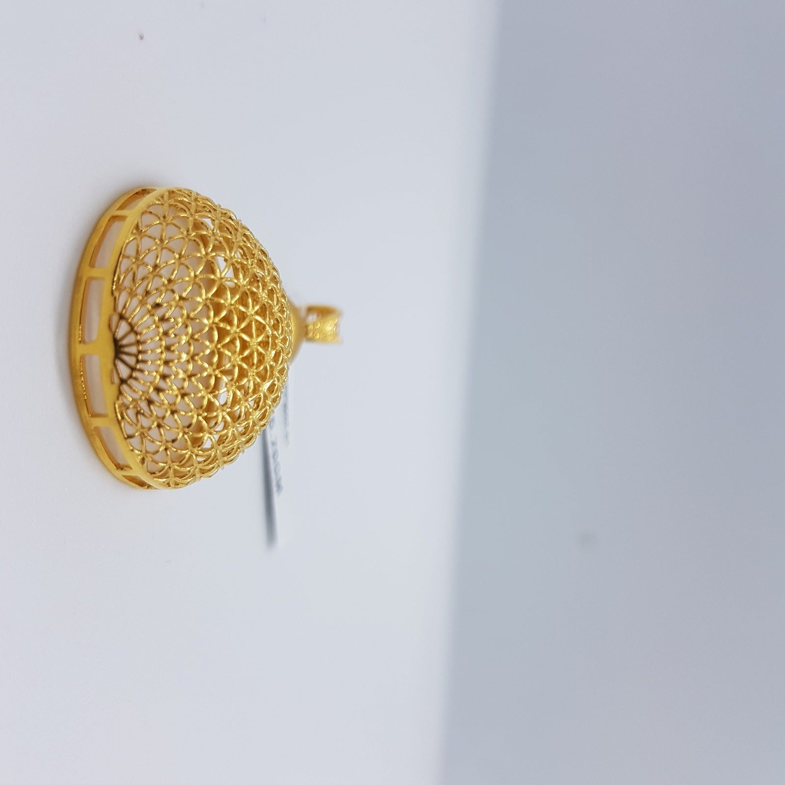 Gold Pendant 22CT 81