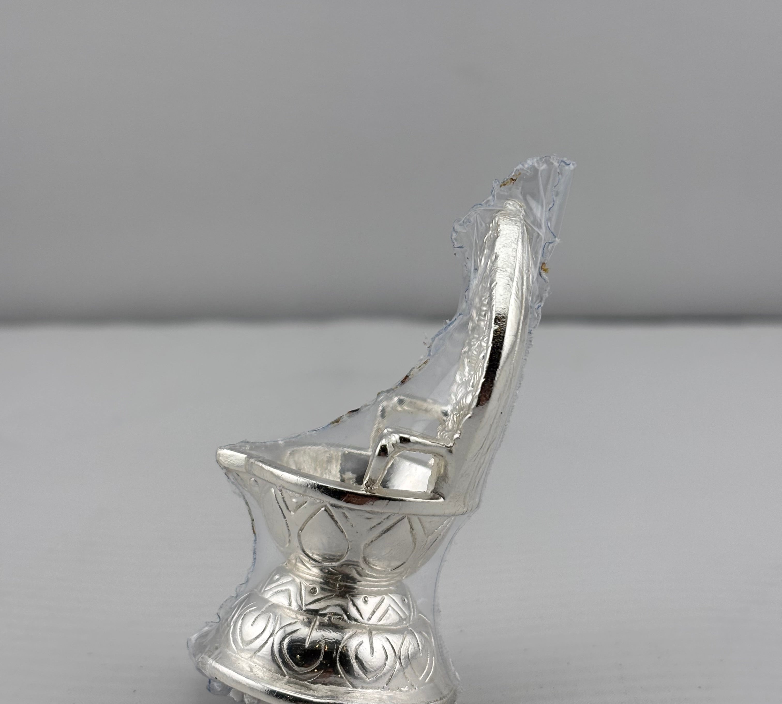 Silver Diya 15gm – Traditional Pooja Lamp for Temple & Festivals
