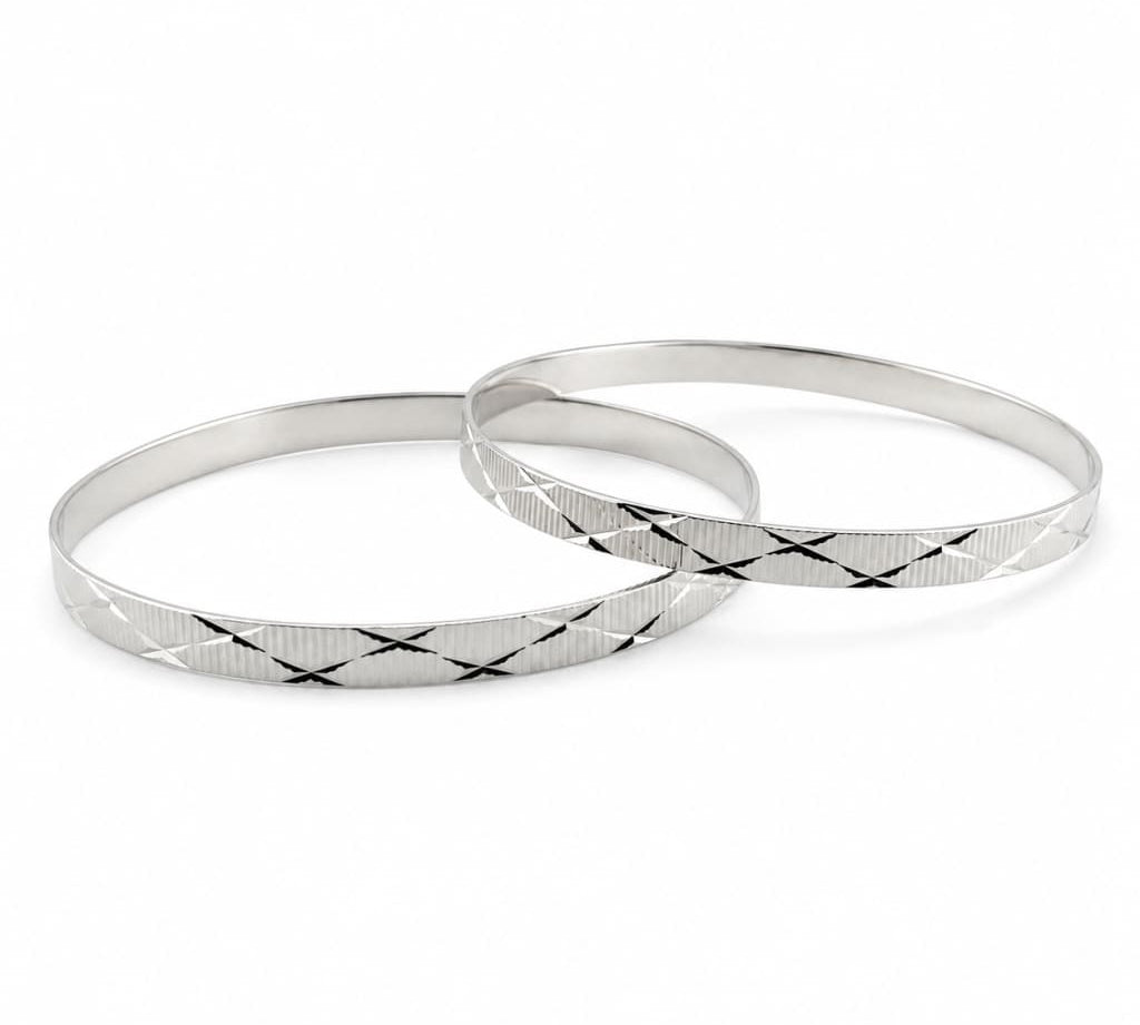 Pair of 925 sterling silver cross-pattern diamond-cut bangle bracelets, 60 mm
