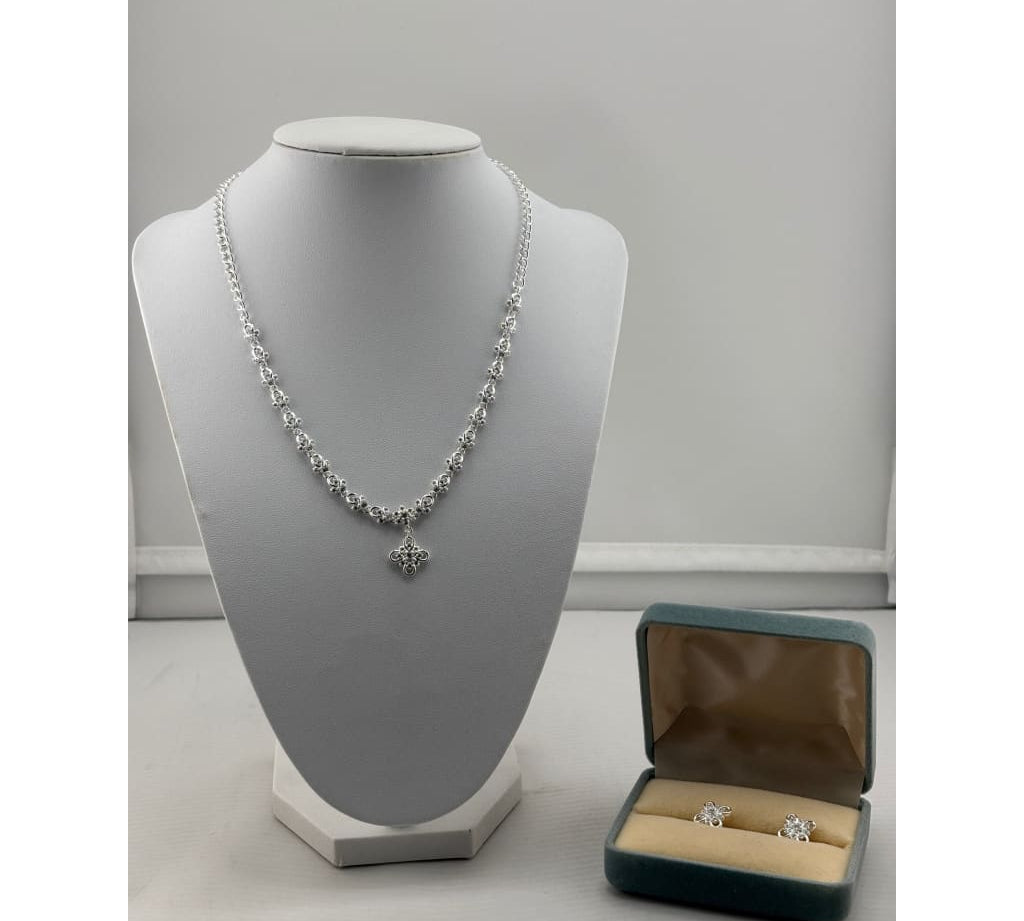 925 Sterling Silver CZ Necklace & Earrings Set – Floral