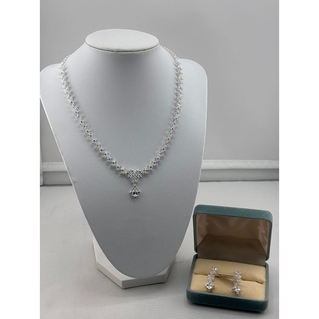 925 Sterling Silver CZ Necklace & Earrings Set – Leaf Vine