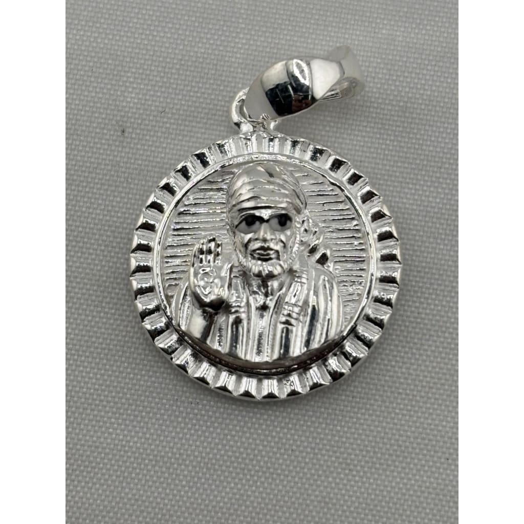 Round Sai Baba sterling silver pendant close-up