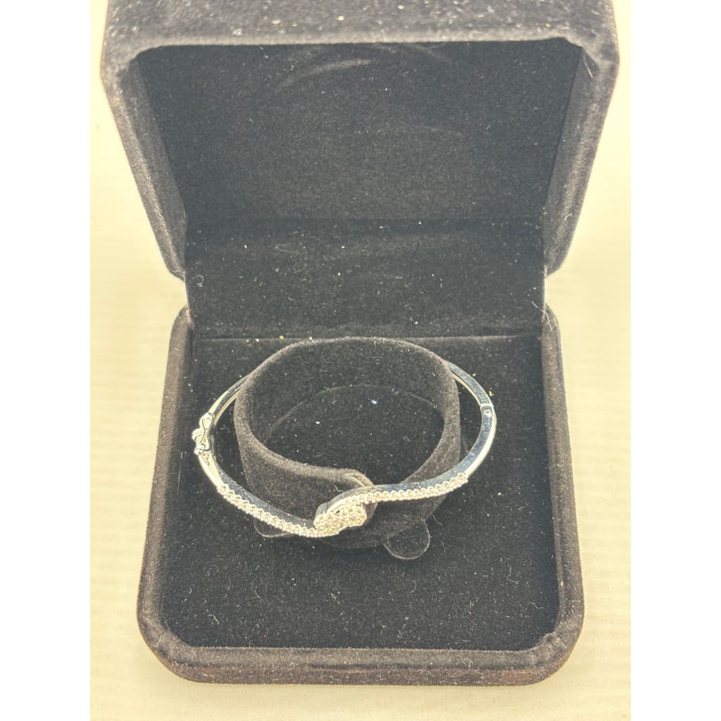 925 Sterling Silver Twist Knot CZ Women’s Bracelet | 9g
