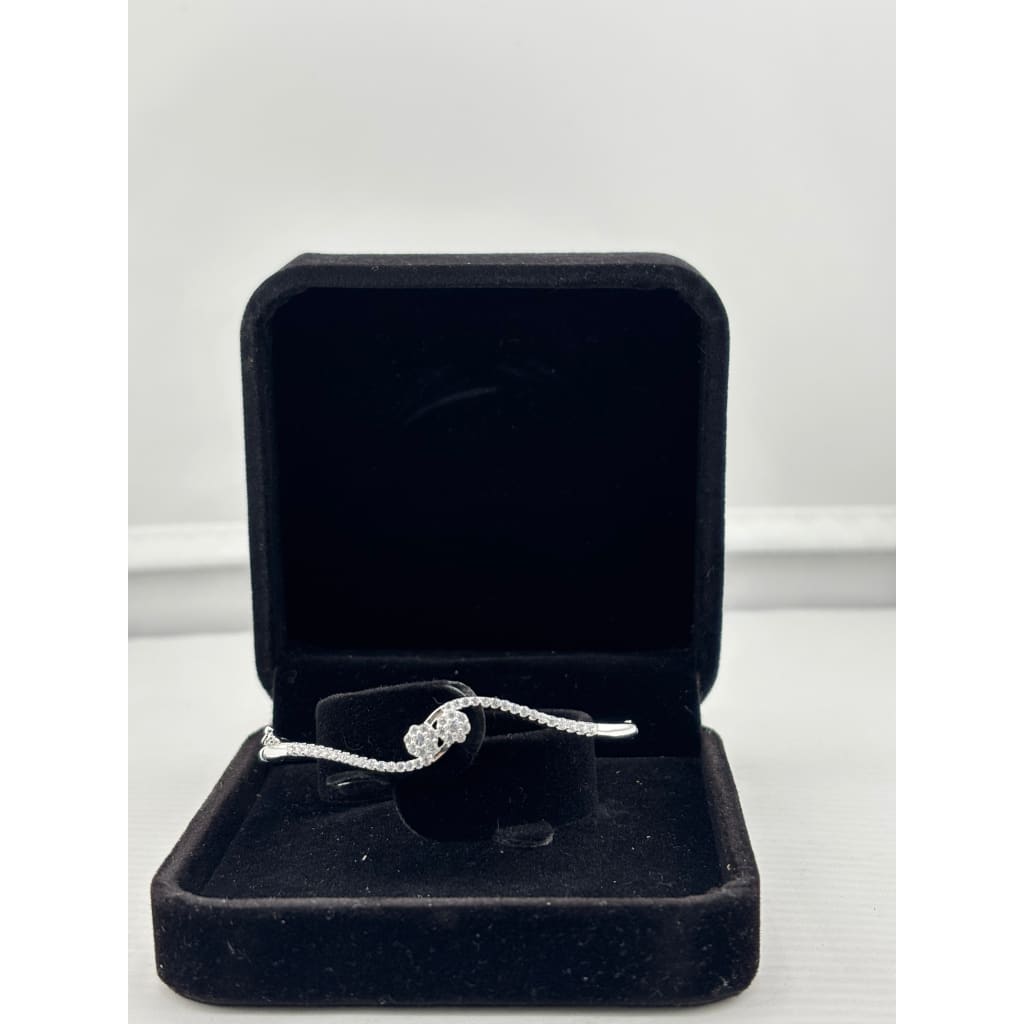 925 Sterling Silver Twist Knot CZ Women’s Bracelet | 9g