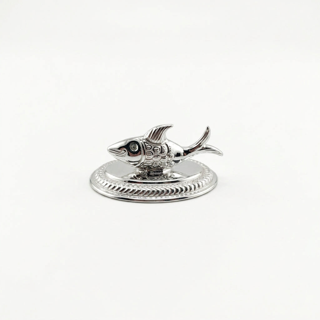 Silver Fish Idol on Decorative Base 9.65g – view 2