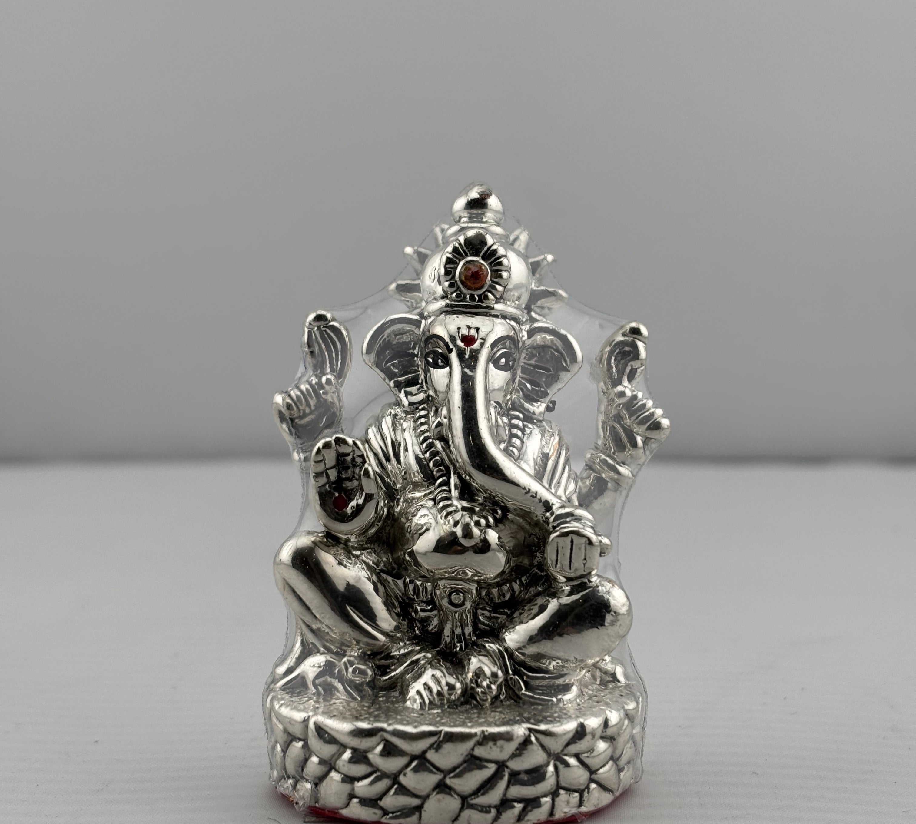 Silver Ganesha Idol 22gm – Divine Ganpati Murti for Home Mandir & Gifting