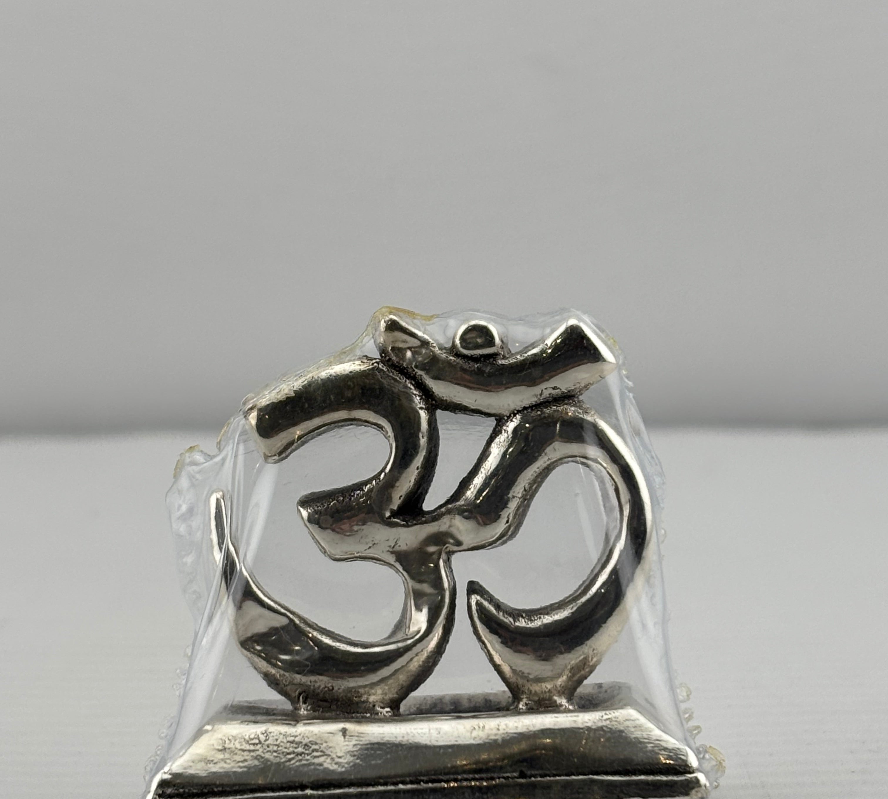 999 Pure Silver Om Symbol 10gm – Auspicious Spiritual Décor for Home Mandir silver idol