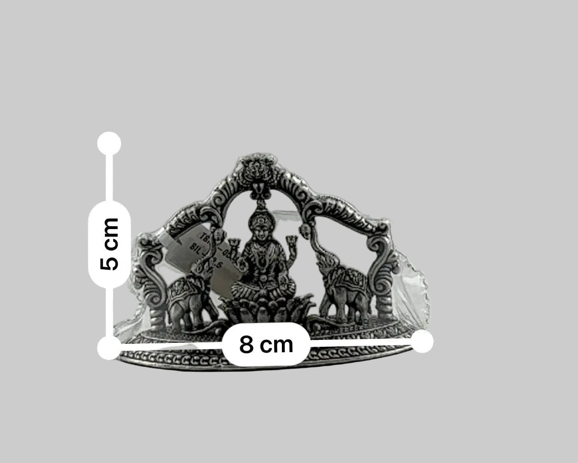 Silver Maa Lakshmi Idol – Spiritual Murti for Temple Decor & Festivals