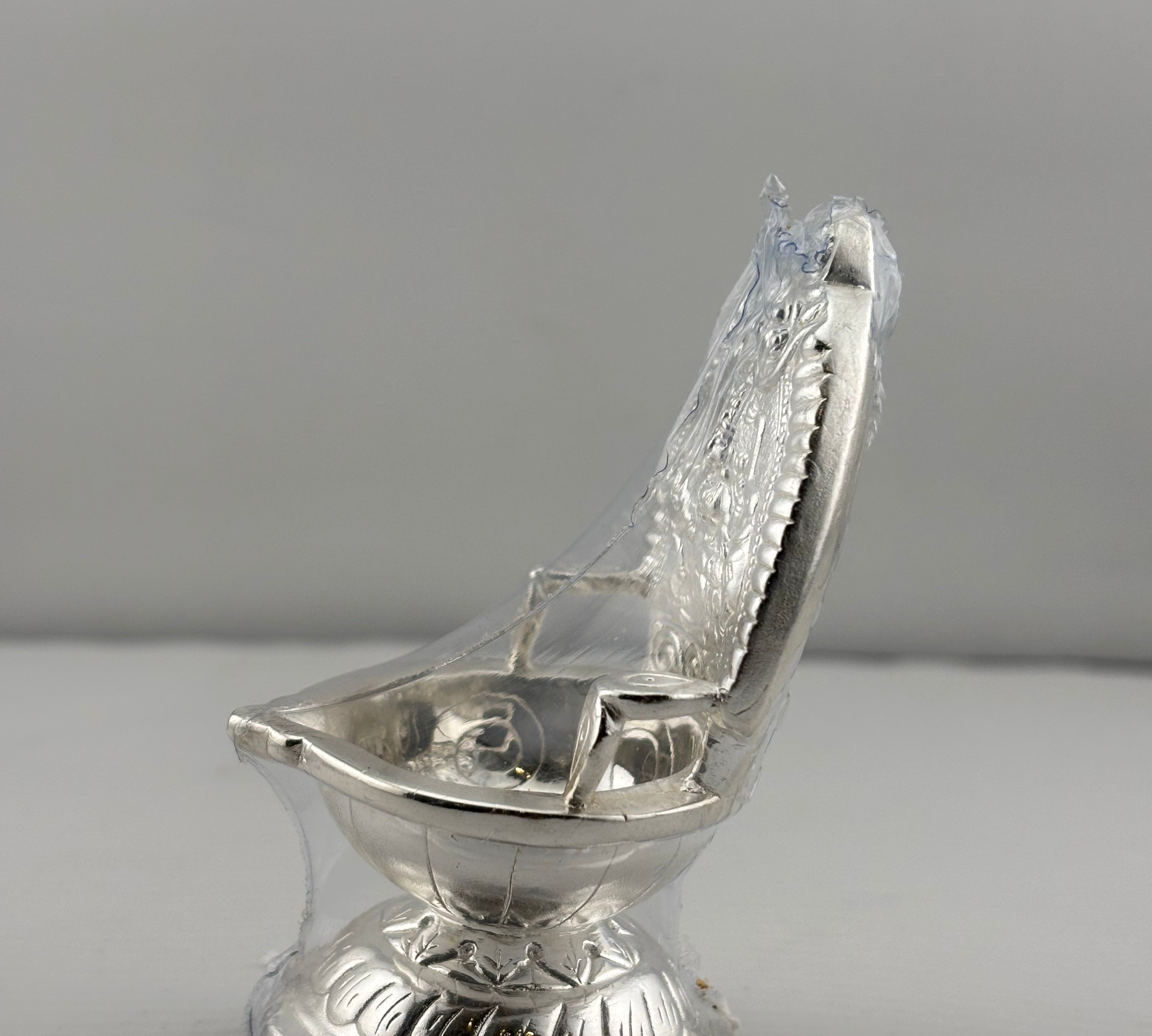 Silver Diya 35gm – Traditional Pooja Lamp for Temple & Festivals