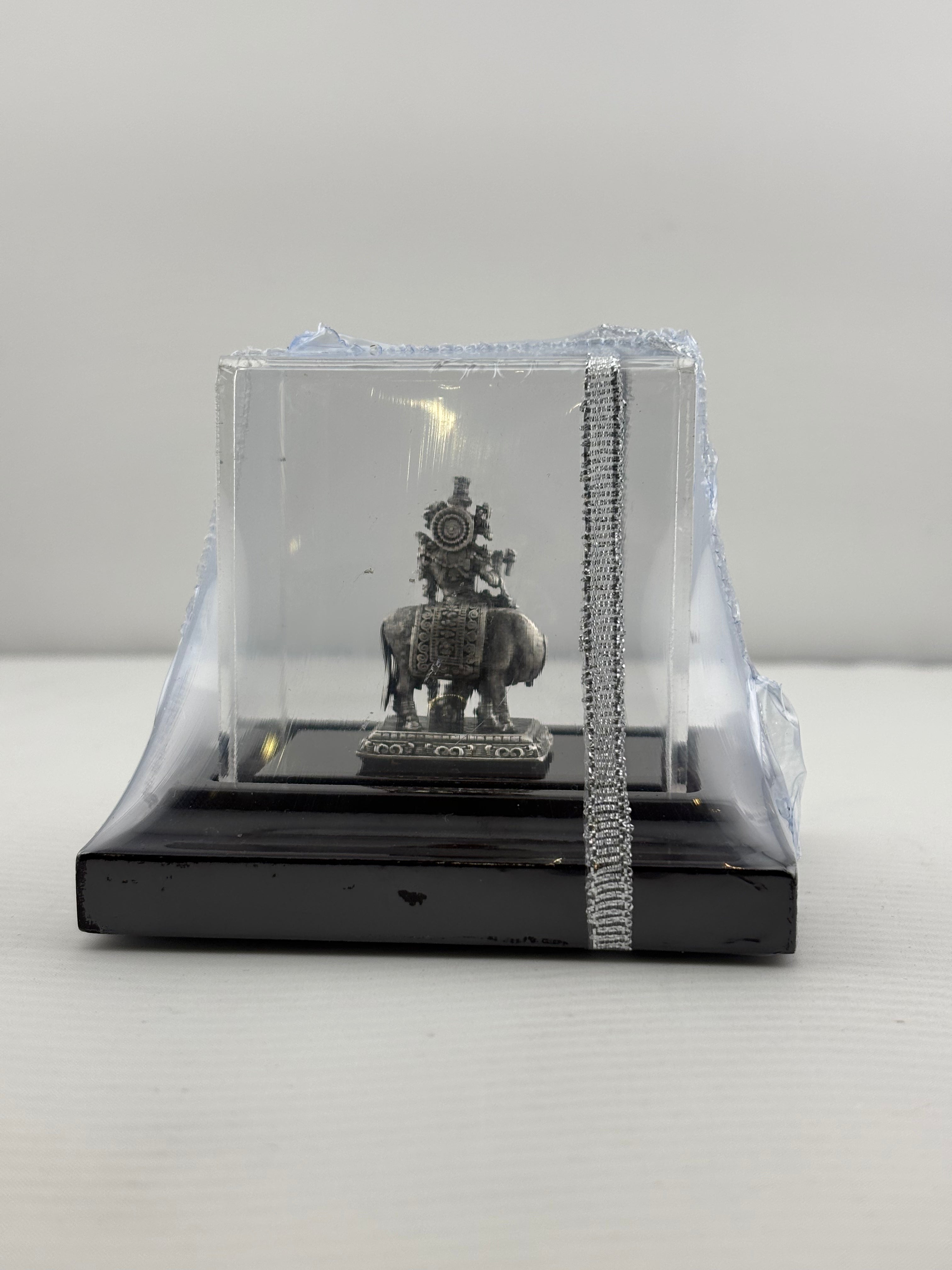 Silver Lord Krishna Idol 22gm – Divine Krishna Murti for Temple & Gifting