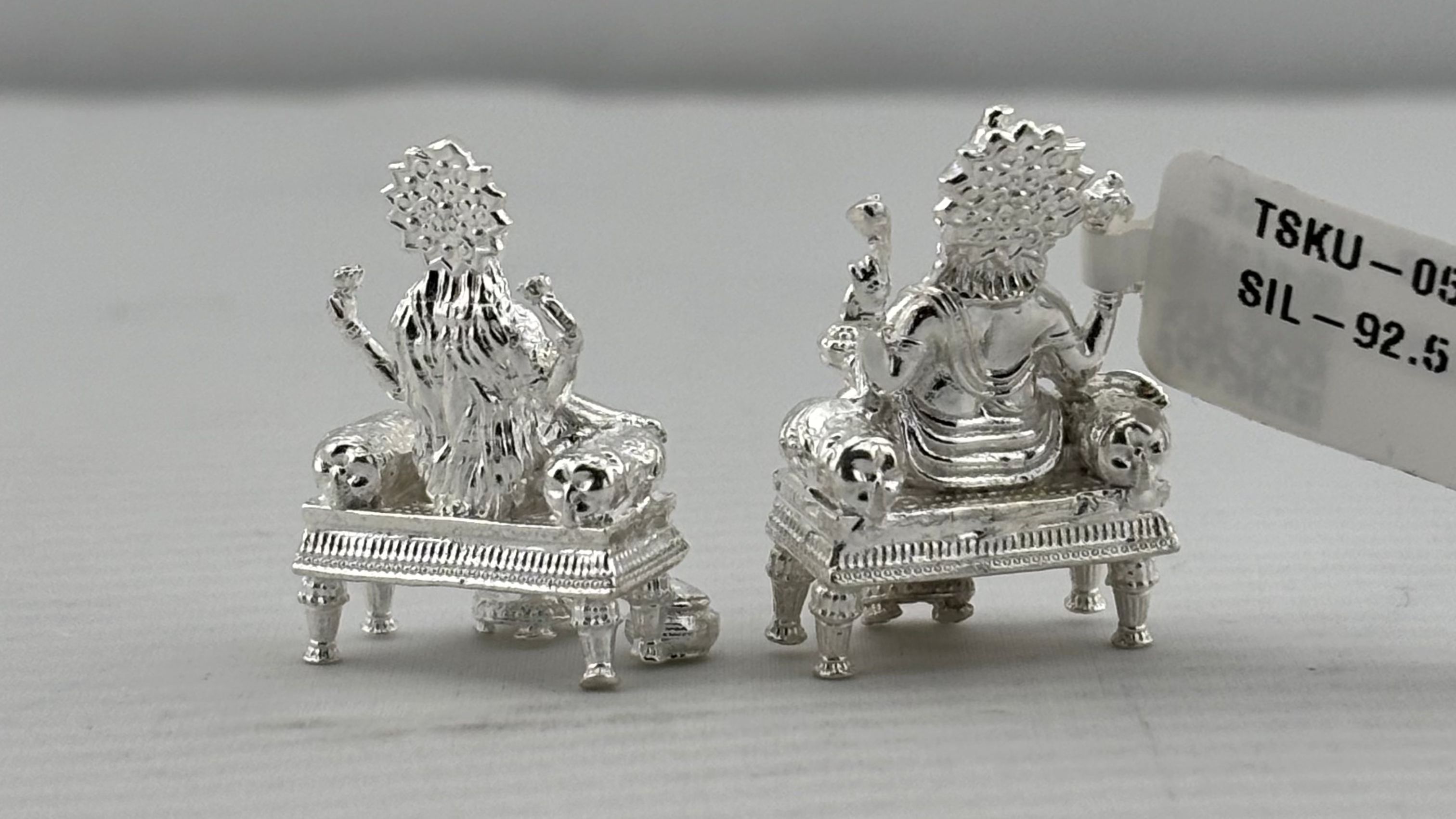 Silver Ganesh Lakshmi Idol 21gm – Spiritual Ganesh Lakshmi Murti for Temple Decor & Festivals