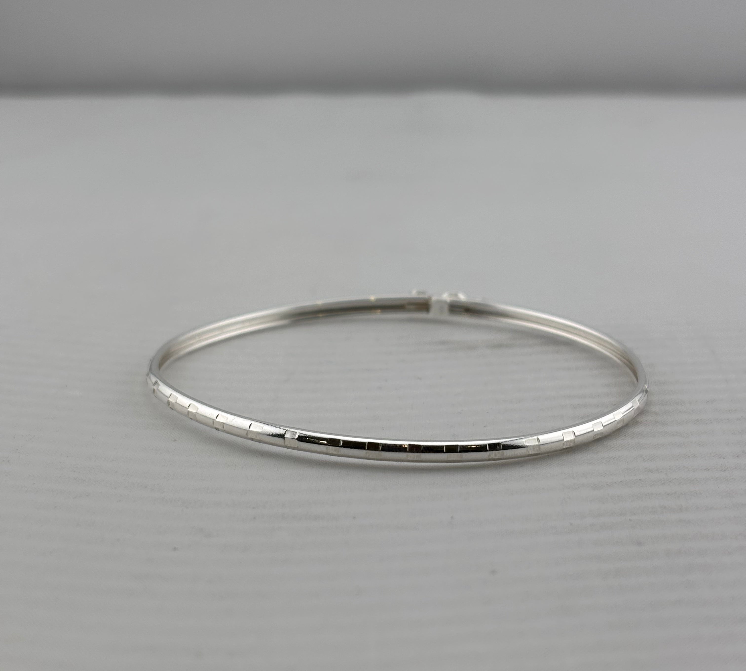 Silver Bangle With Lock-Size-61 mm- Design -3 -reg