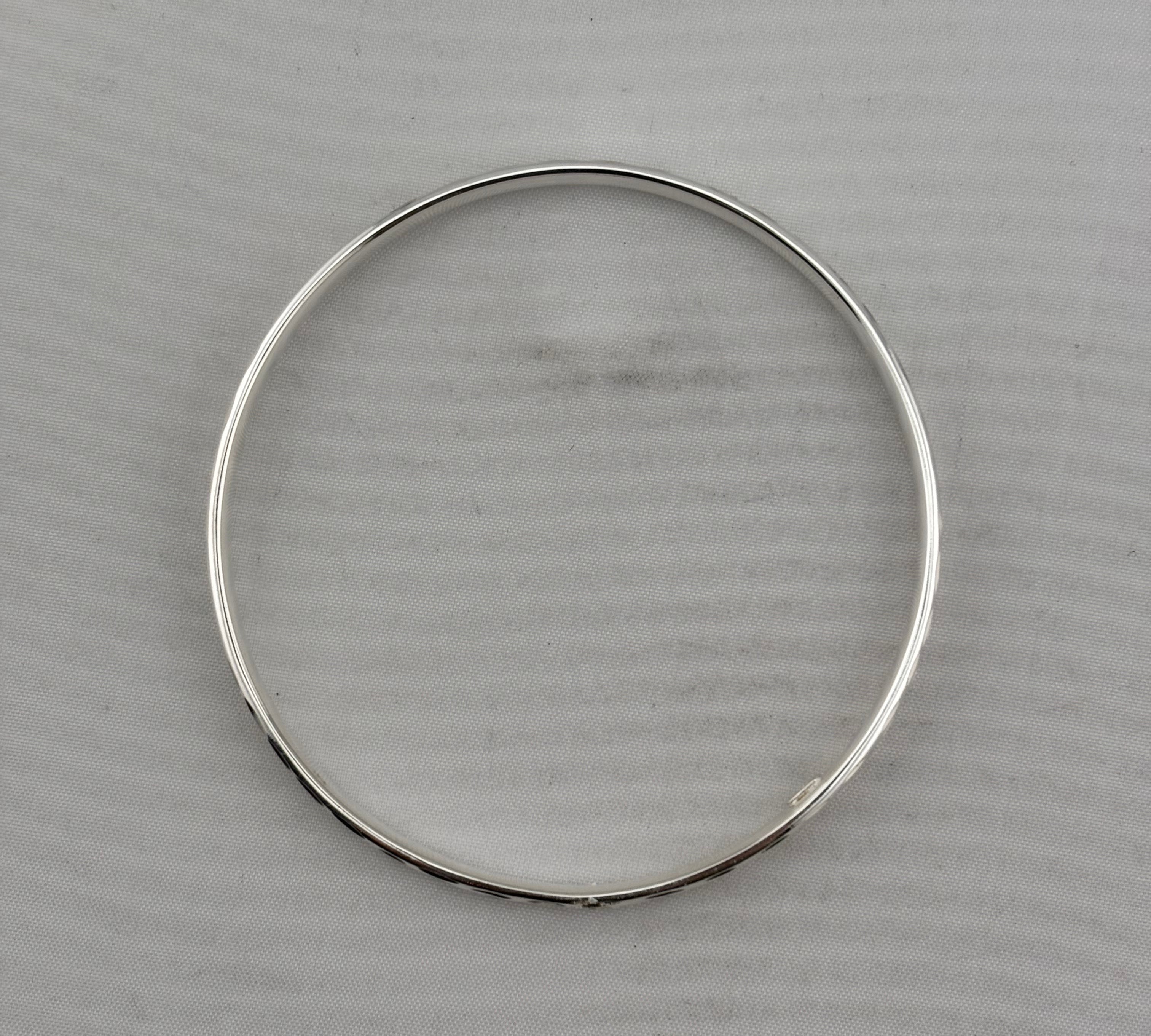 Silver bangle Size-58mm-Design-1