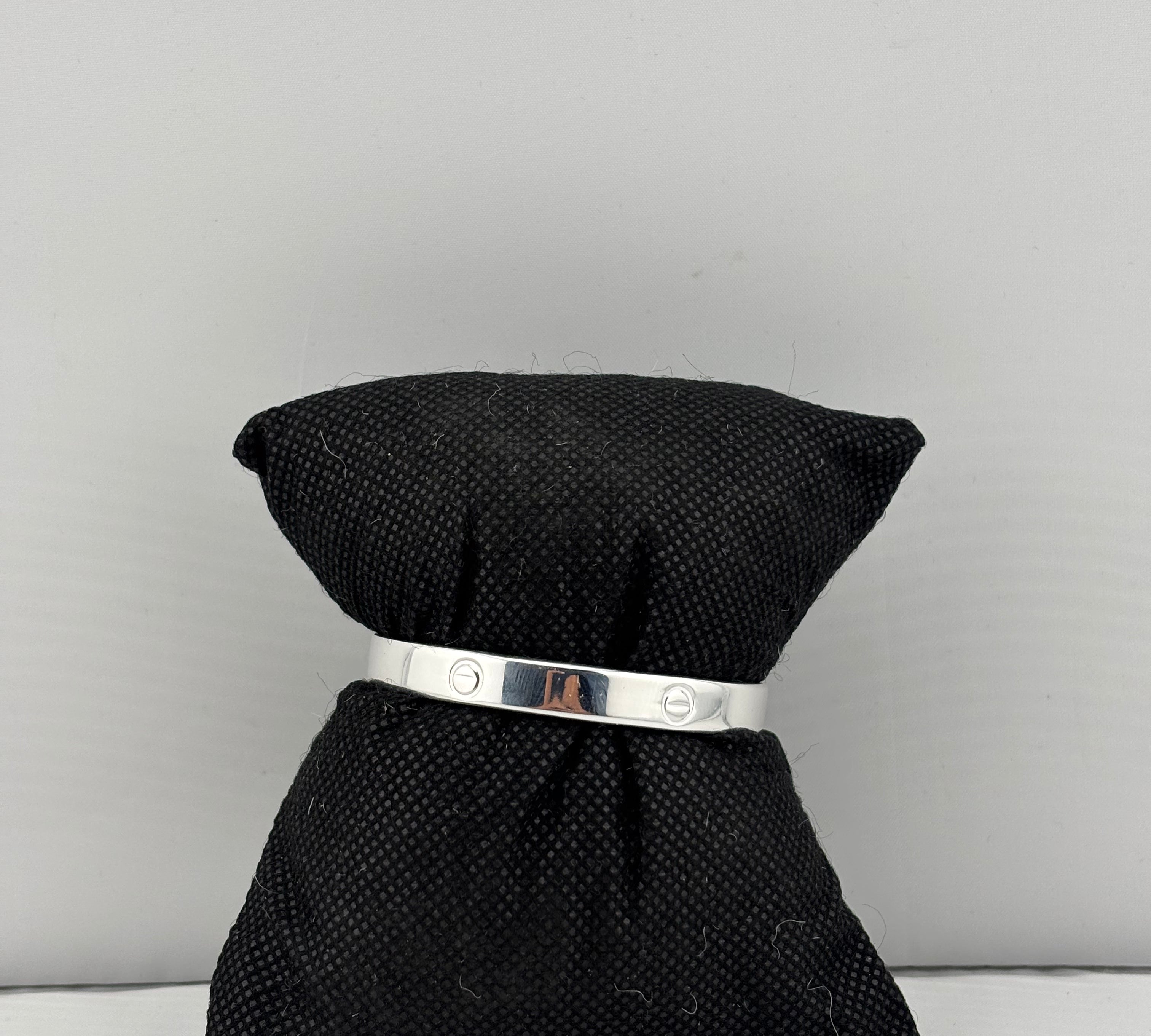Screw Motif Silver Kada – 925 Sterling Silver Bracelet Minimal Screw Design Bangle
