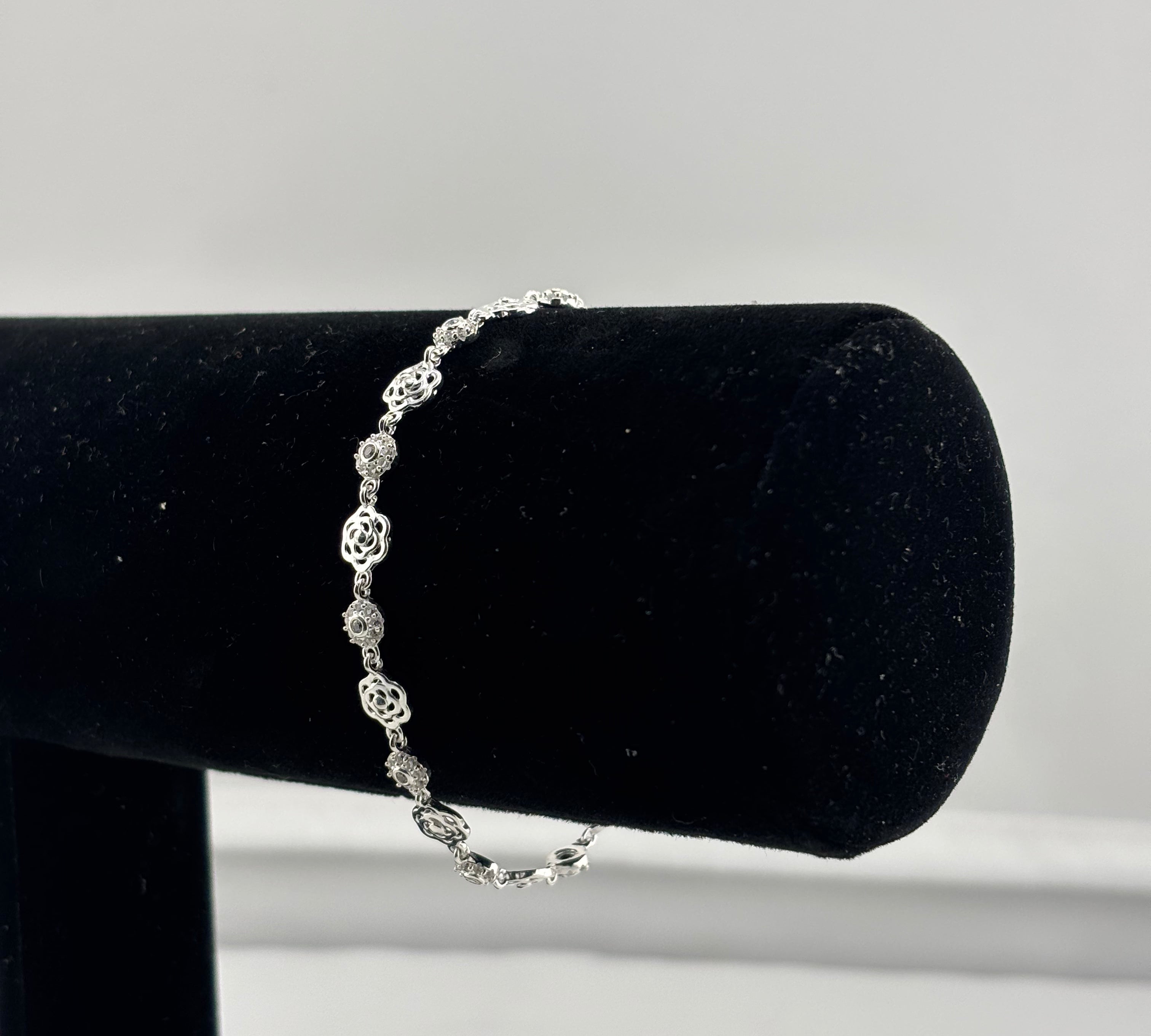 925 Sterling Silver Floral CZ Link Bracelet | 5g