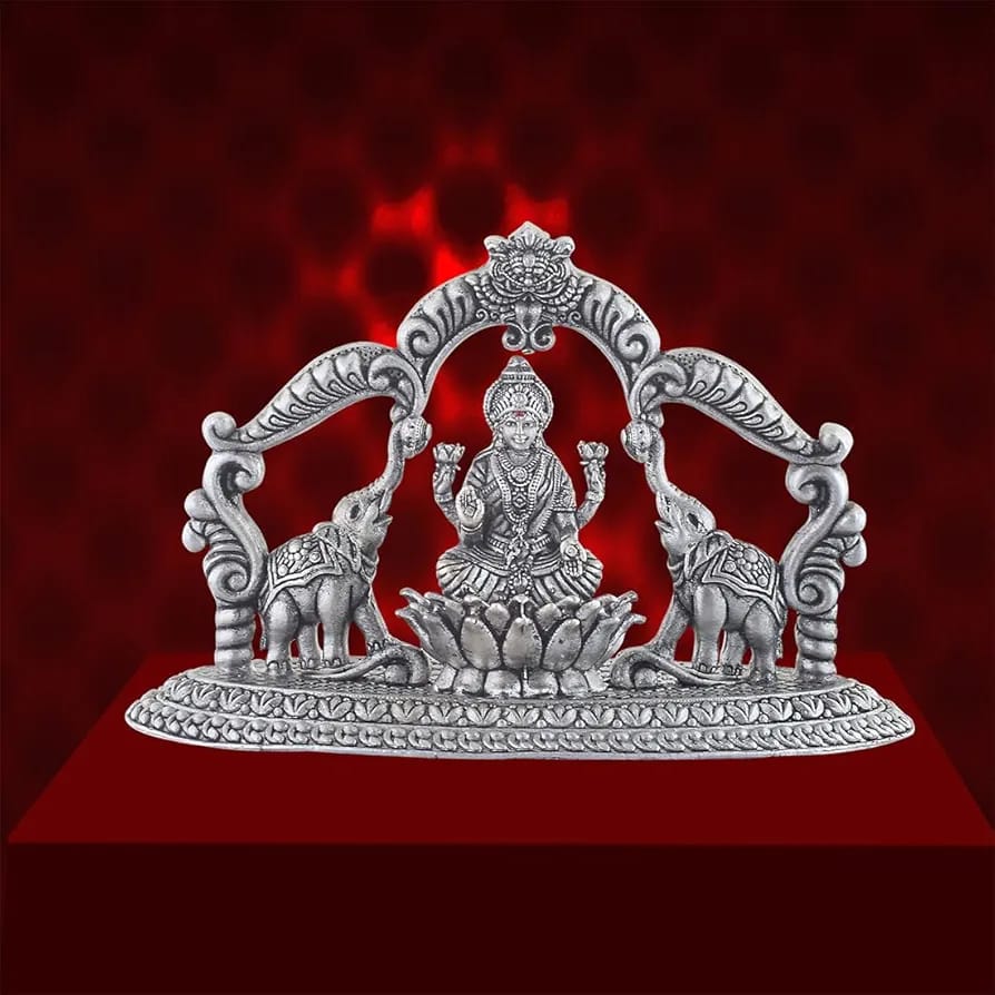 Silver Maa Lakshmi Idol – Spiritual Murti for Temple Decor & Festivals