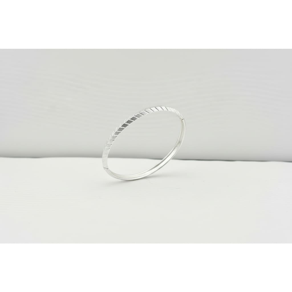 Chevron Pattern Silver Kada – 925 Sterling Silver Bracelet Engraved Arrow Design Bangle