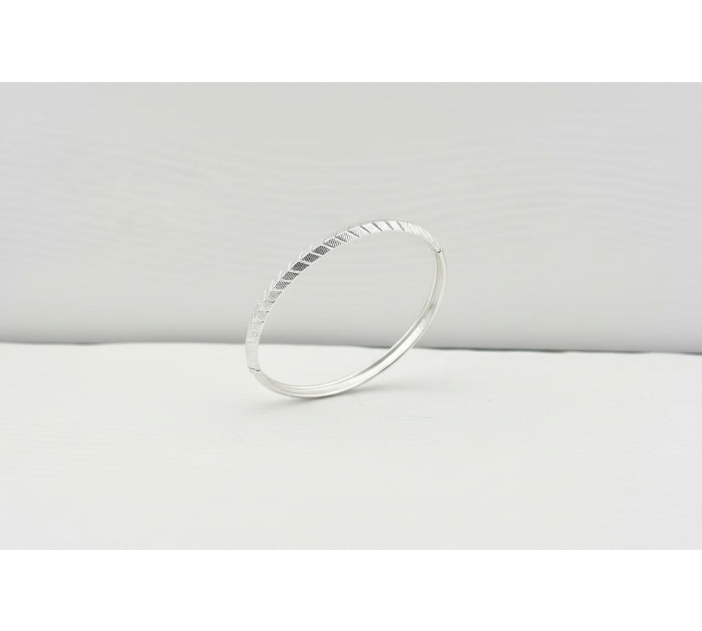 Chevron Pattern Silver Kada – 925 Sterling Silver Bracelet Engraved Arrow Design Bangle