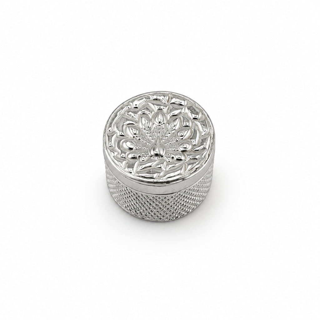 Silver Cylindrical Box Peacock Engraved Handcrafted (11.6g) – view 2