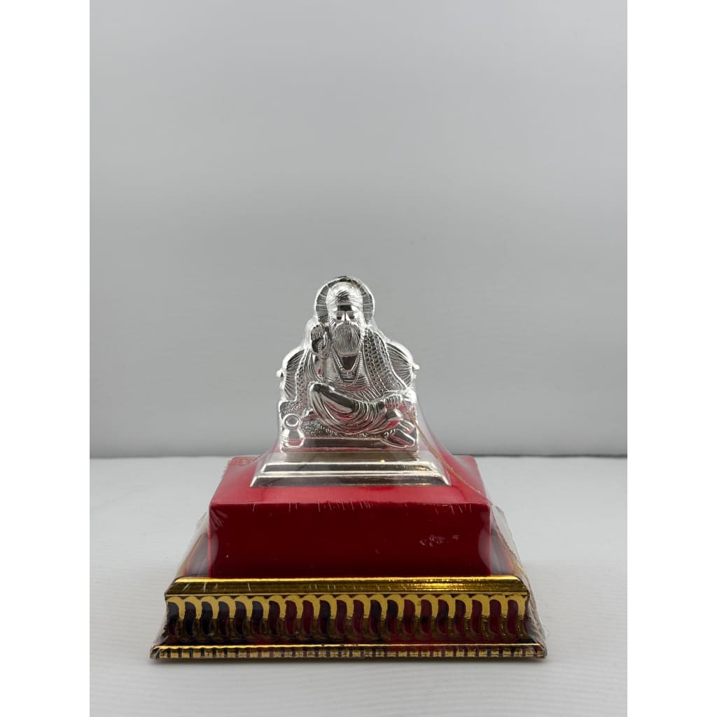 Silver Guru Nanak Dev Idol 22gm – Sacred Guru Murti & Gifting