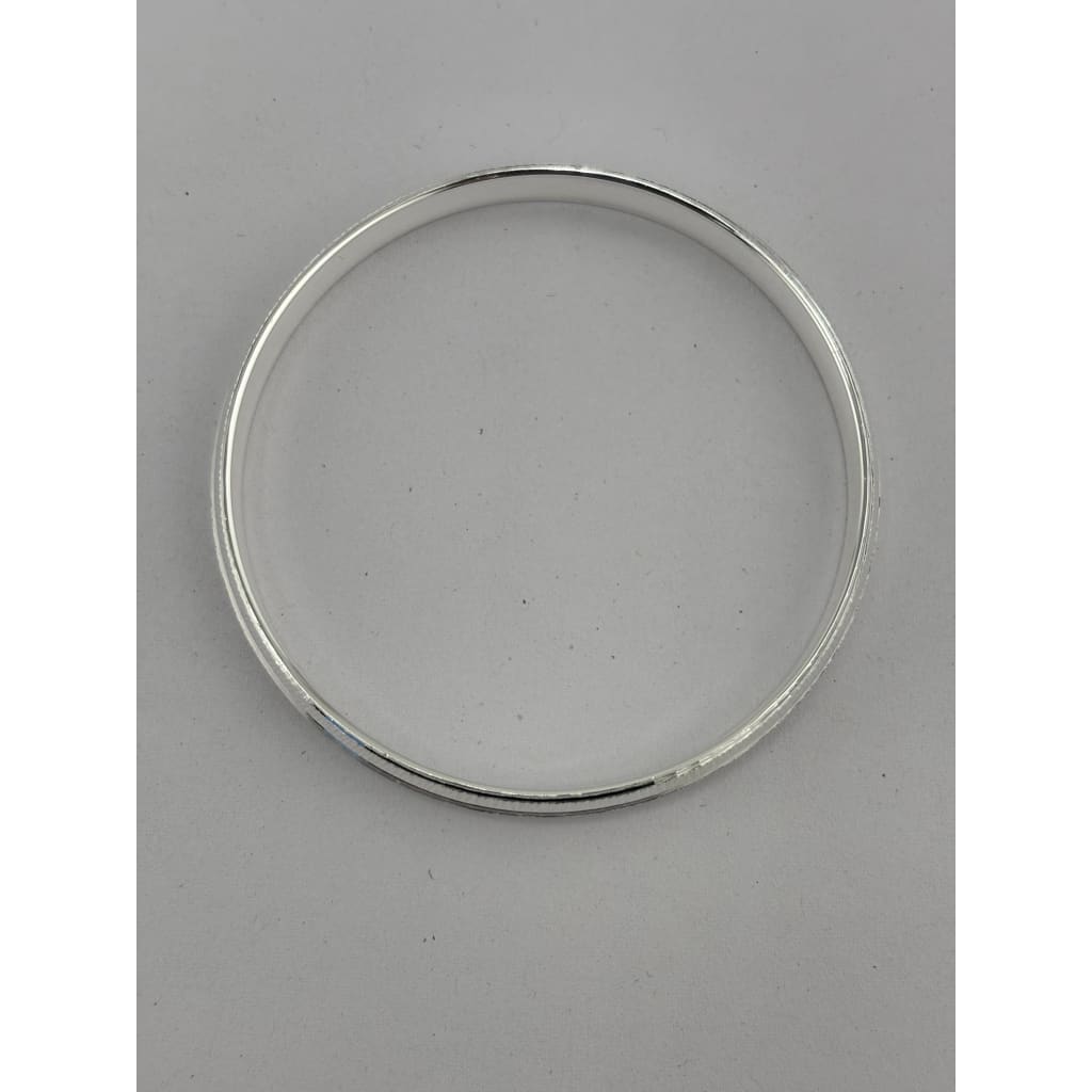 Silver Kada with Diamond-Cut Diagonal Chevron Texture – view 3