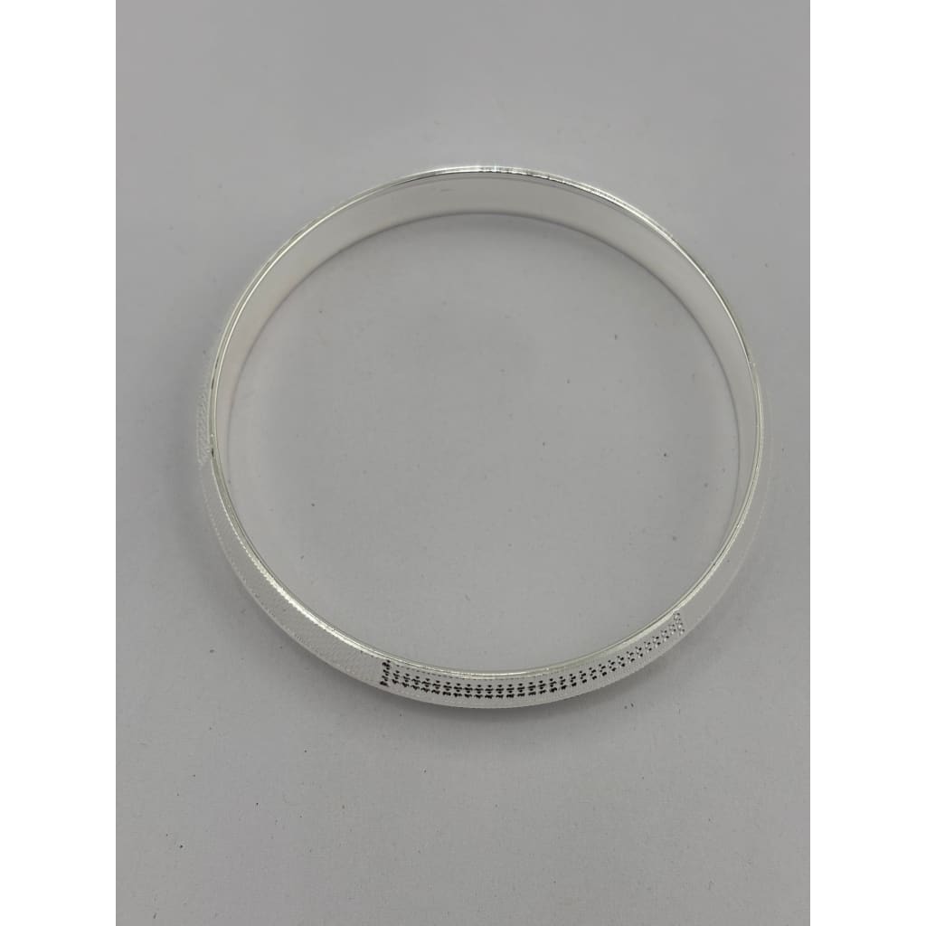 Silver Kada with Textured Knurled Edges & Dotted Center Band – view 3