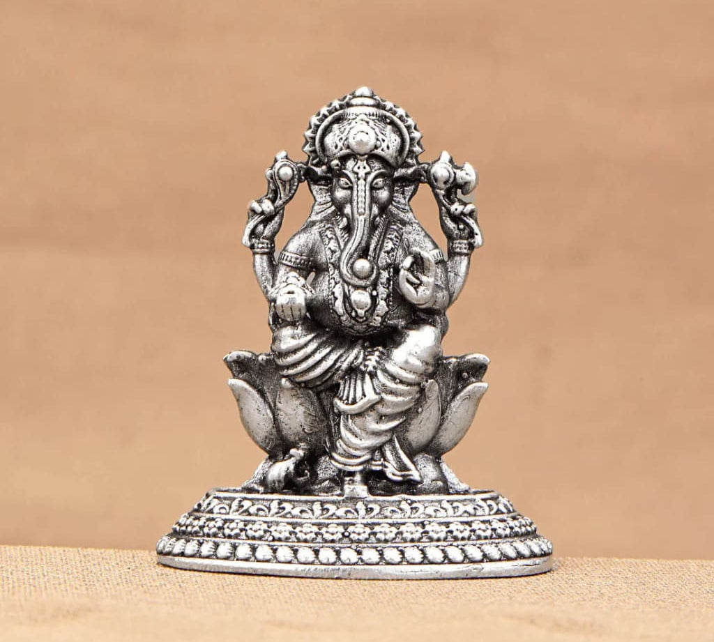 Silver Lord Ganesh Idol 30gm – Spiritual Ganesh Murti for Temple Decor & Festivals