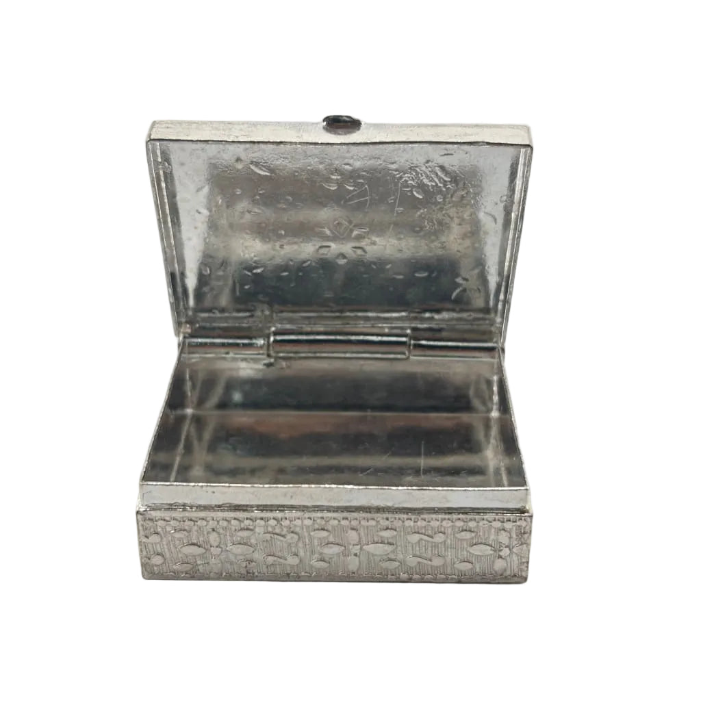 Silver Rectangle Box Engraved Floral Handcrafted (50g) – view 3