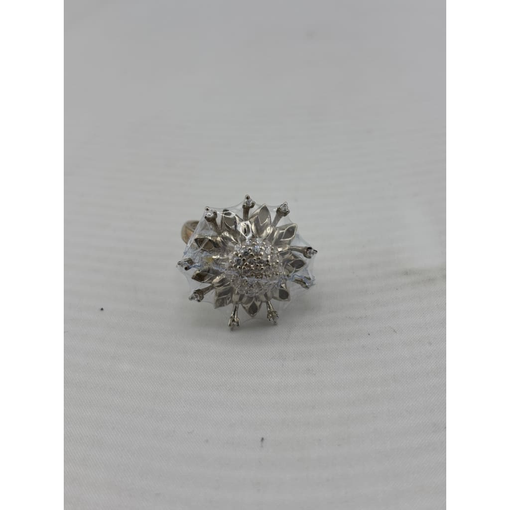Sterling Silver Flower Ring (5.7g) – view 3