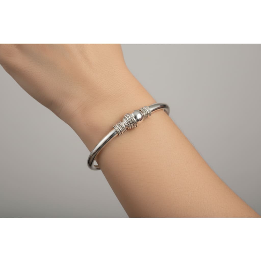 Textured Cone Bead Silver Kada – 925 Sterling Silver Bracelet Designer Center Bead Bangle