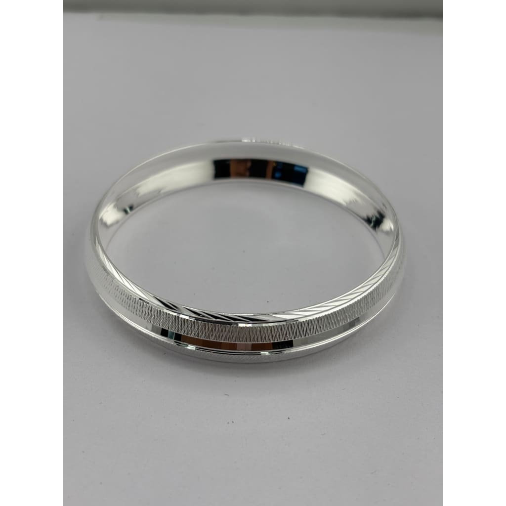 Wide Silver Kada with Diamond-Cut Cross-Hatch Diagonal Band – view 3