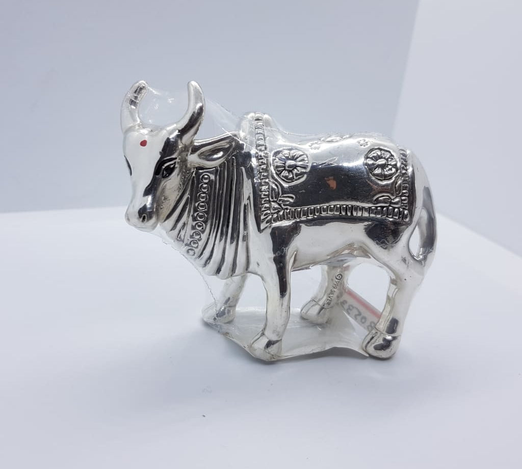 Silver 999 purity cow Idol KB533