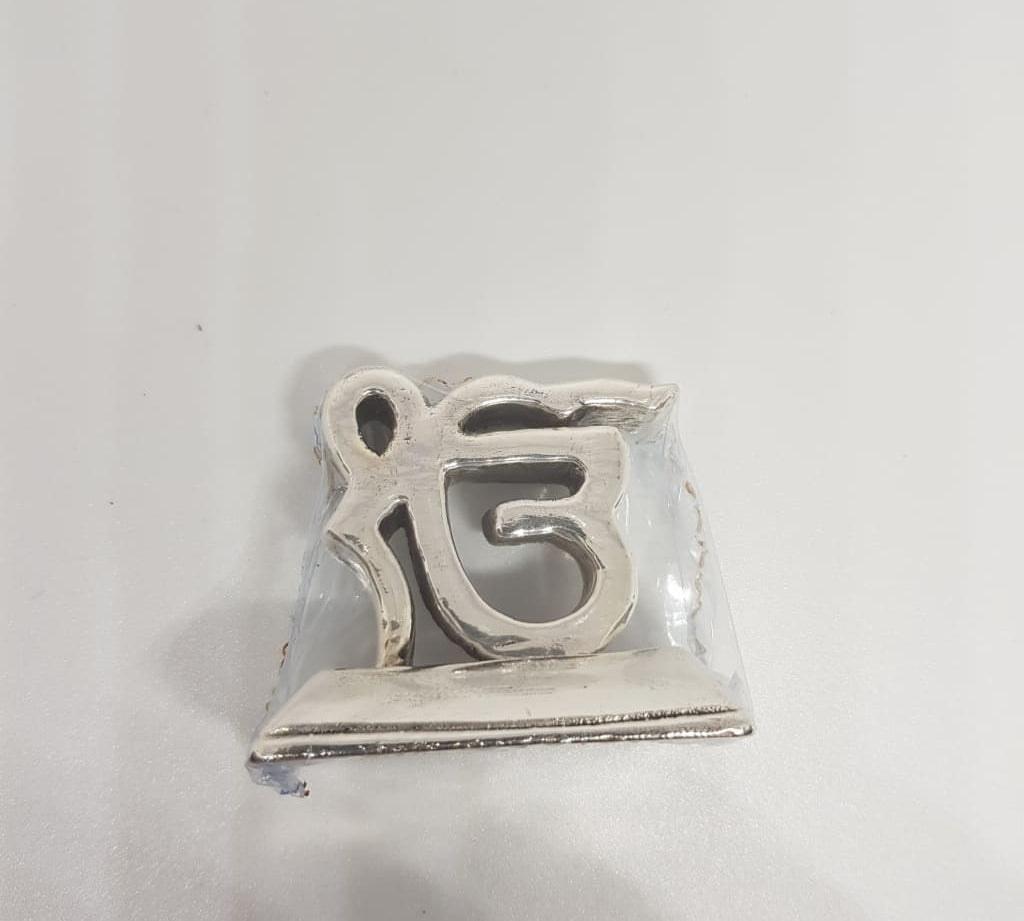 Silver 999 purity Ik Onkar 011